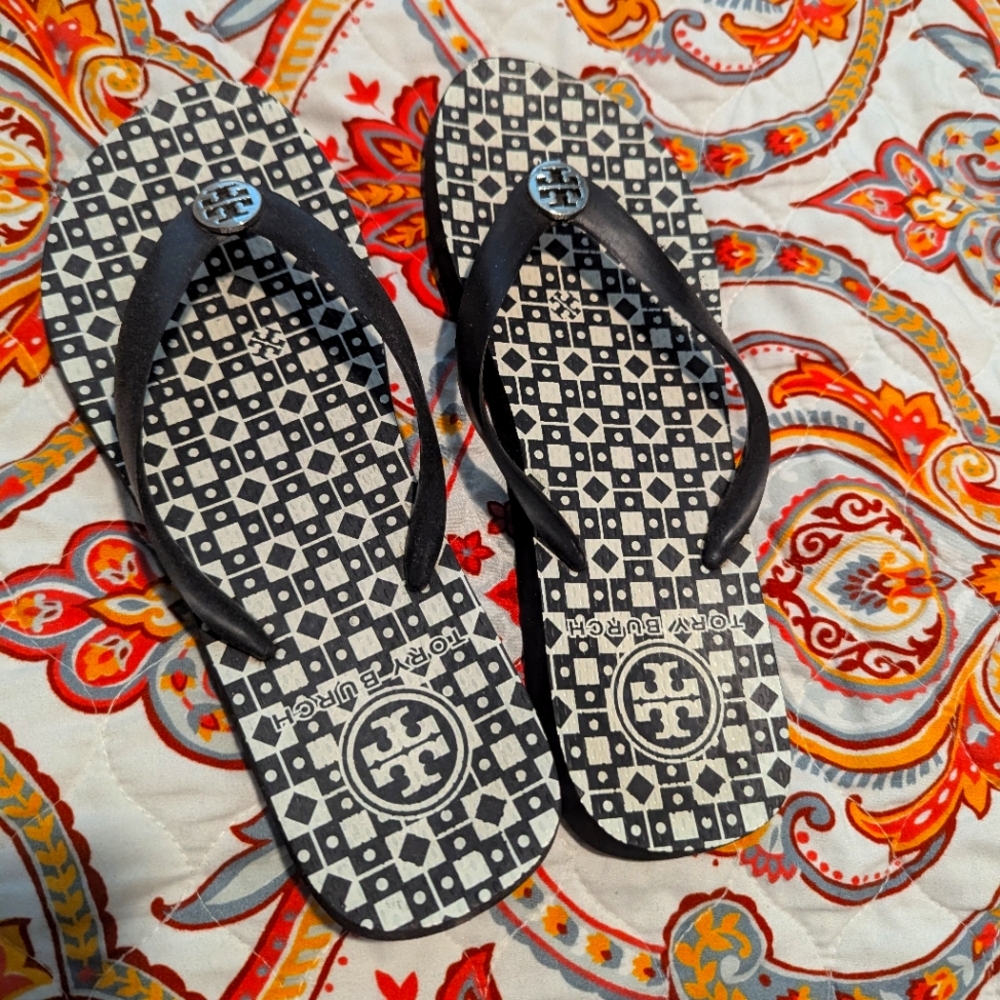 Tory Burch Monochrome Patterned Flip Flops